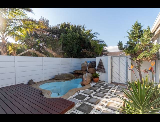 2 BEDROOM HOUSE RENTED IN SUNNINGDALE